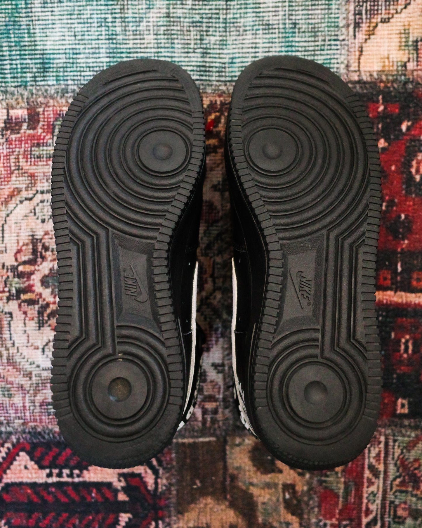 Nike Air Force 1 High Supreme World Famous Black (698696-010)
