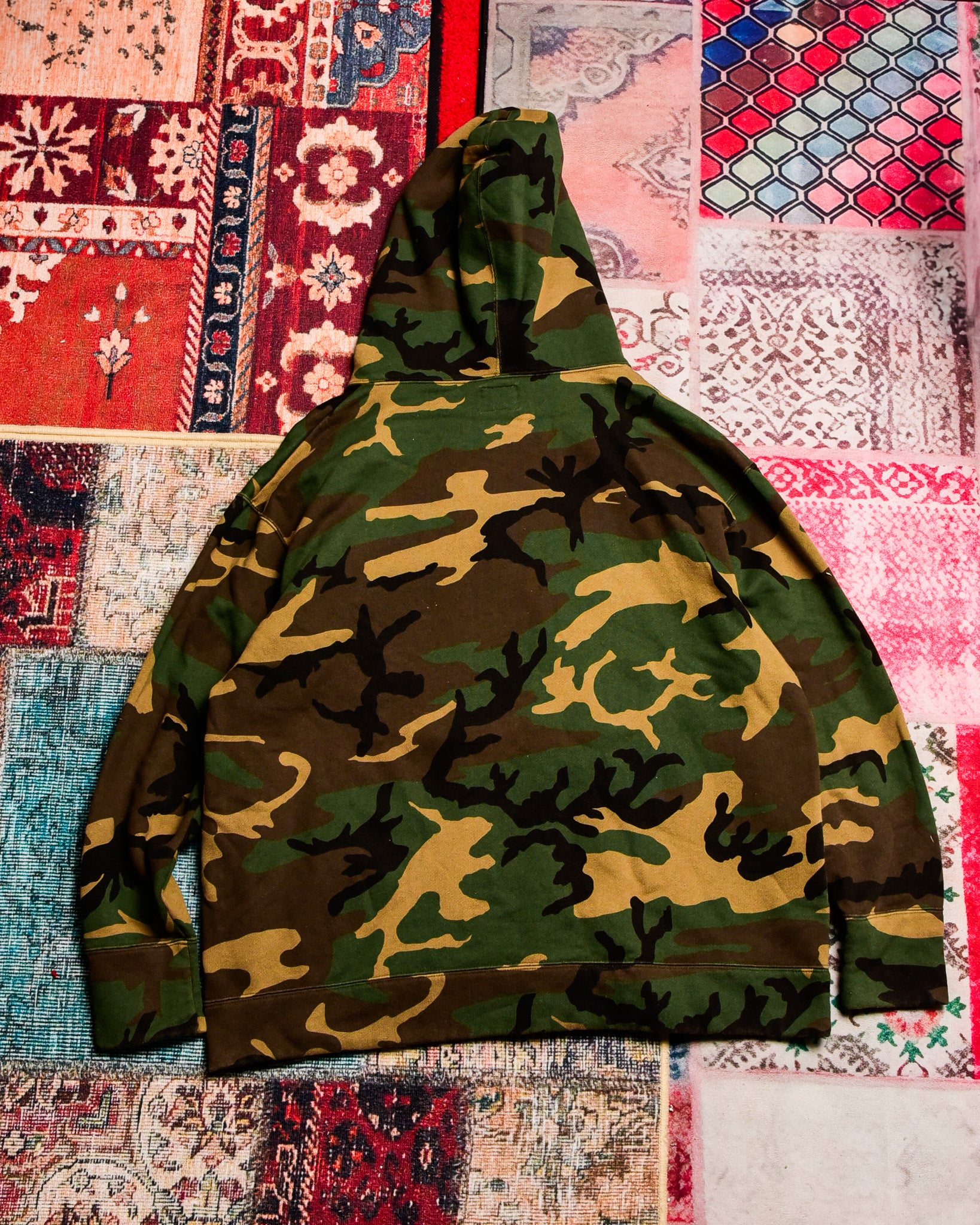 Wtaps Camo Hoodie – The Red Carpet