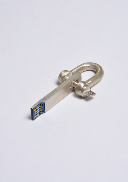 Parts of Four USB Charm on U-Bolt (MA)