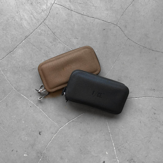 F/CE No Seam Passport Case