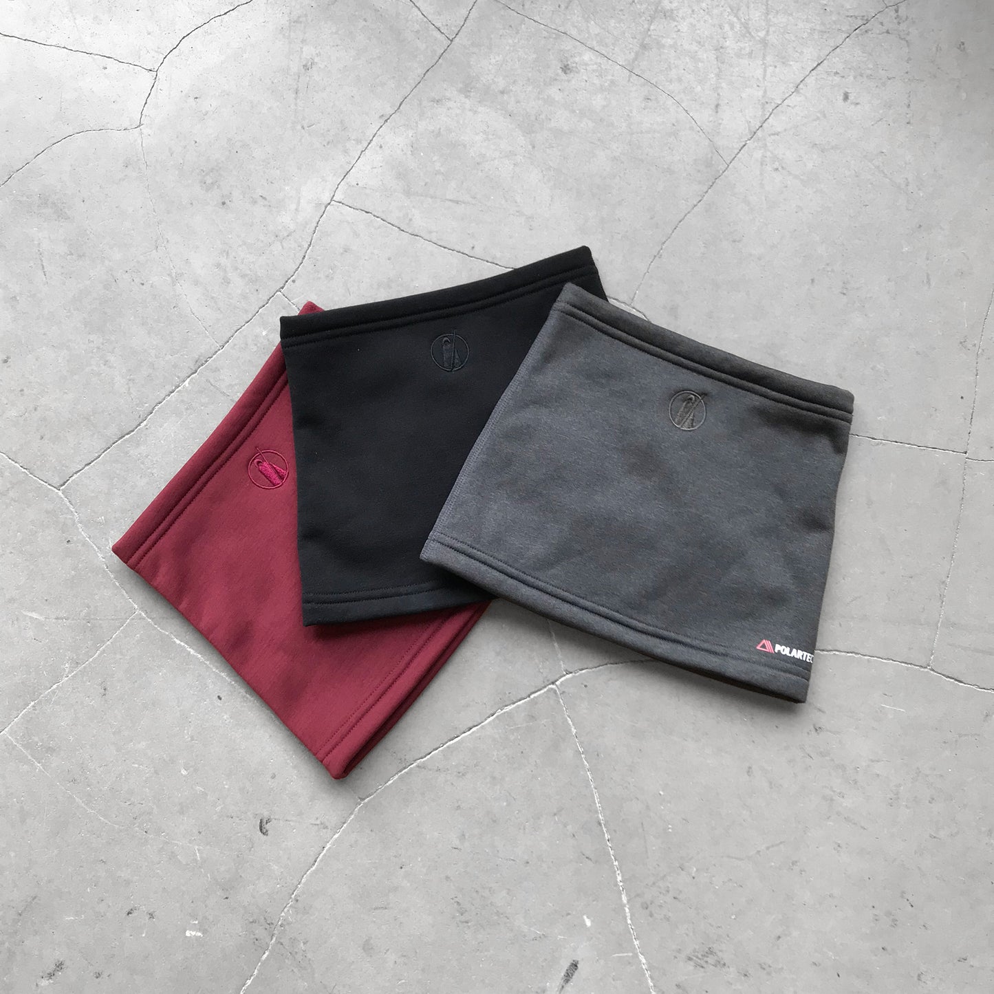 Tilak Dagger Neck Warmer